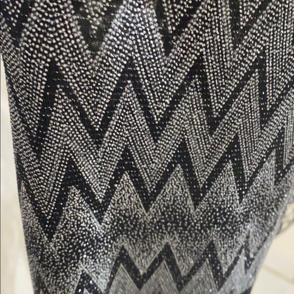 Dress - Picture 2 of 5